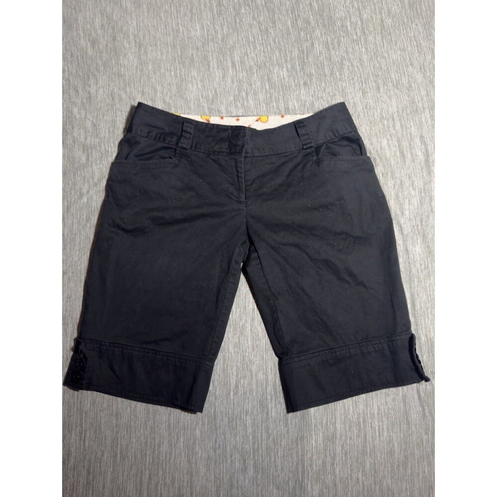 Stylish Bermuda Shorts in Black Size M EUC